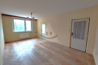 2-izbový byt 69 m2 s balkónom na predaj v centre mesta Považská Bystrica