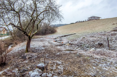 Stavebný pozemok /776 m2/, Žilina - Brezany