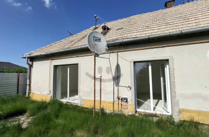 Na predaj starší rodinný dom v obci Pribeta