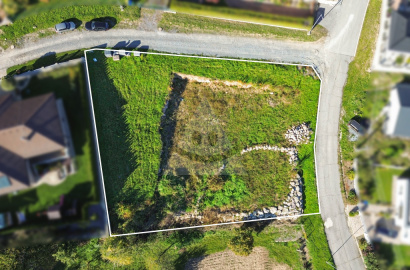 Stavebný pozemok 1450 m2 na skok od Zvolena - (Stavebné povolenie)