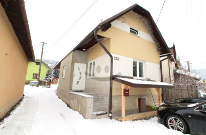 Rodinný dom na predaj / 301 m2 / Žilina - Dlhé Pole