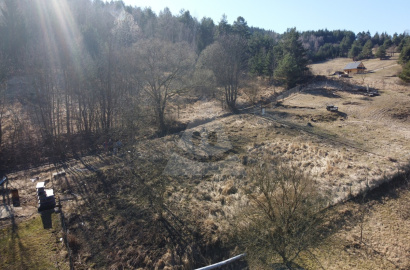 Slnečný pozemok na predaj /889  m2/, Pšurnovice, okr. Bytča