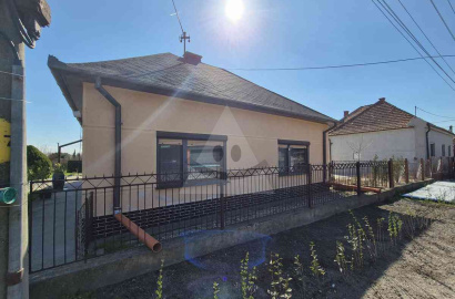 4 izbový rekonštruovaný rodinný dom v Okoličnej na Ostrove