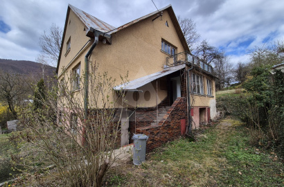 VYPRATANÝ - Rodinný dom v pôvodnom stave / 865 m2 / - Rajecké Teplice
