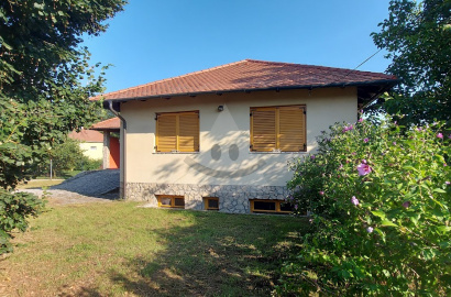 Na predaj 5 izbový  rodinný dom v Komárome (HU) - časť Koppánymonostor