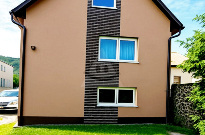 House for sale, Nitrica
