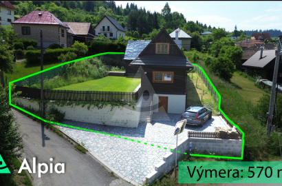 Romantická drevenica pod Chočom, Valaská Dubová