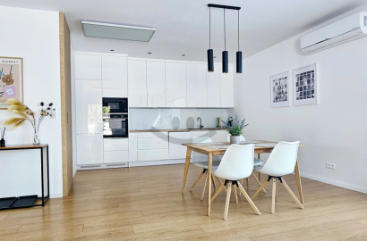 Na prenajom - Moderný loft s veľkou terasou v centre Prievidze