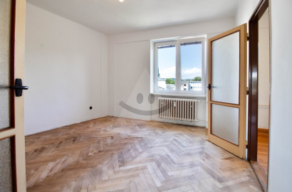 3-izbový byt na ulici Jozefa Kozáčeka,  Zvolena