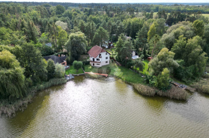 Chata pri vode a v lese, Tomky na Záhorí