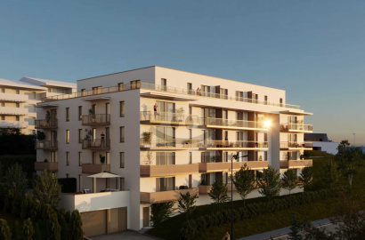 Priestranný 3-izbový byt s balkónom / 83 m² / - Žilina ( Hájik )