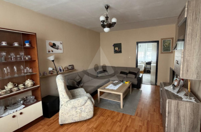 Ponúkame na predaj 3-izbový byt s balkónom vo vyhľadávanej lokalite na Meštianskej ulici.