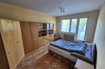 2-izbový byt s dvoma balkónmi / 66 m2 / - Žilina ( Širšie centrum )