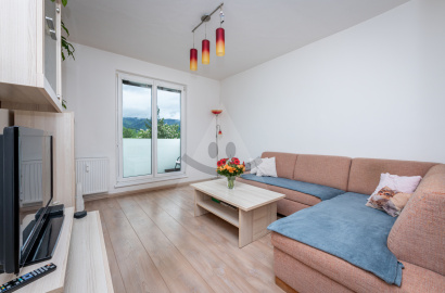 2 izbový byt prerobený na 3 izbový, lokalita Sever, predaj