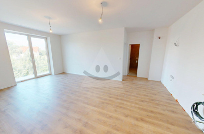 3 izbový byt s balkónom v štandarde a parkovaním v novostavbe Kolárovo