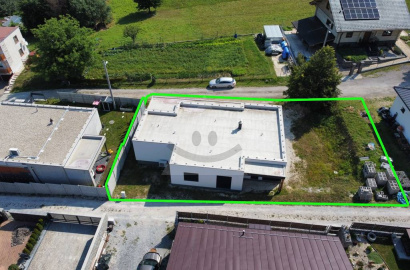 Newly built bungalow with garage and garden /594 m2/, Rajecké Teplice - Poluvsie