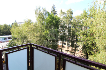Pripravujeme 3-izbový byt s dvoma balkónmi /72 m2/, Žilina - Bulvár