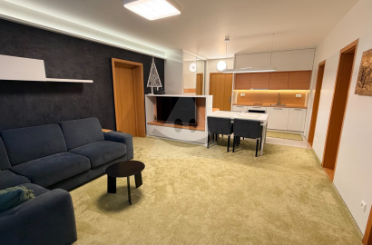 3-izbový apartmán v centre Donovál s garážou a presklenou lodžiou | AD Plesnivec